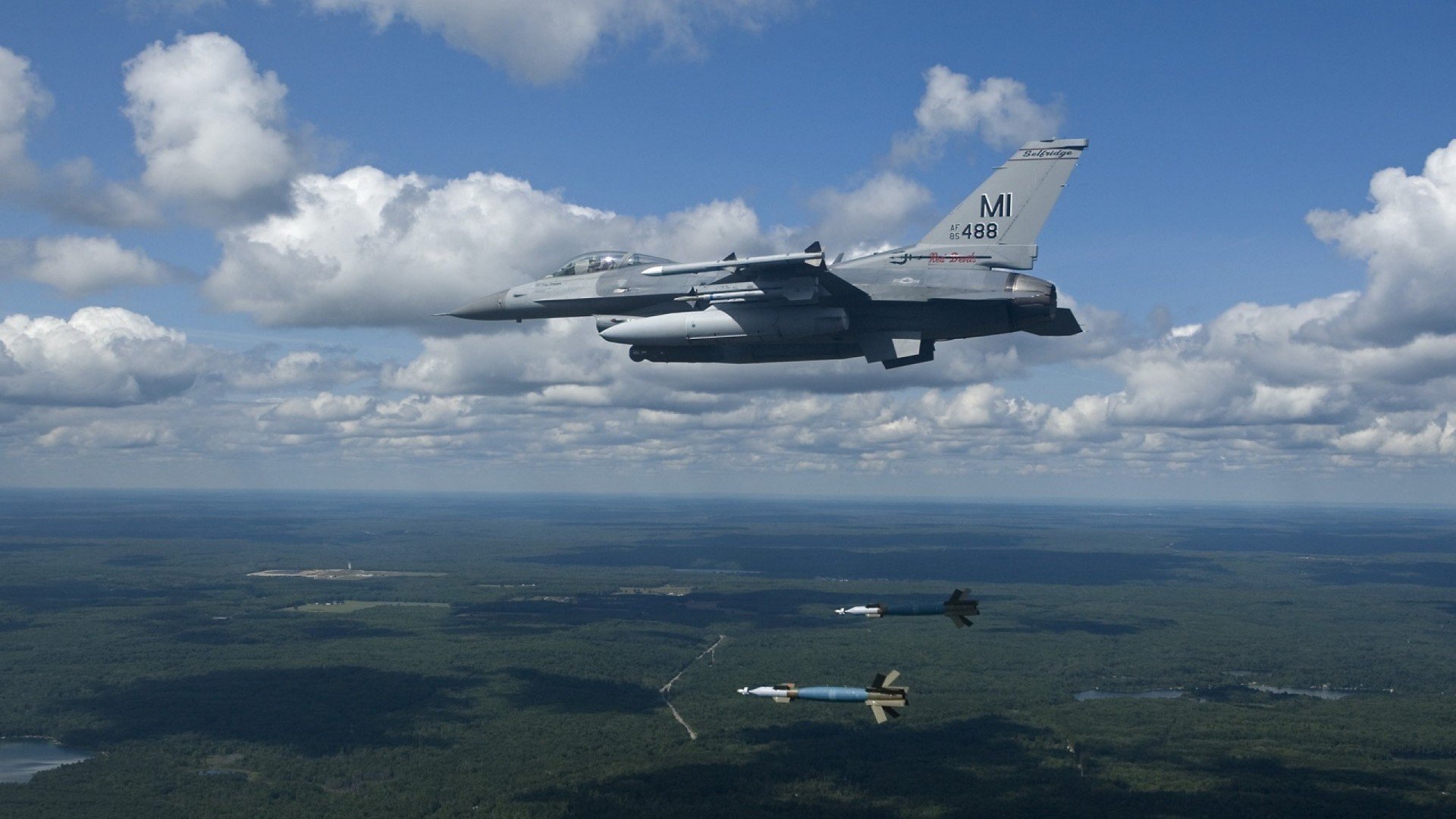 B体育(中国)官方网站-“荒漠王者：沙丘与泥泞中的生死对决”，荒漠 沙漠