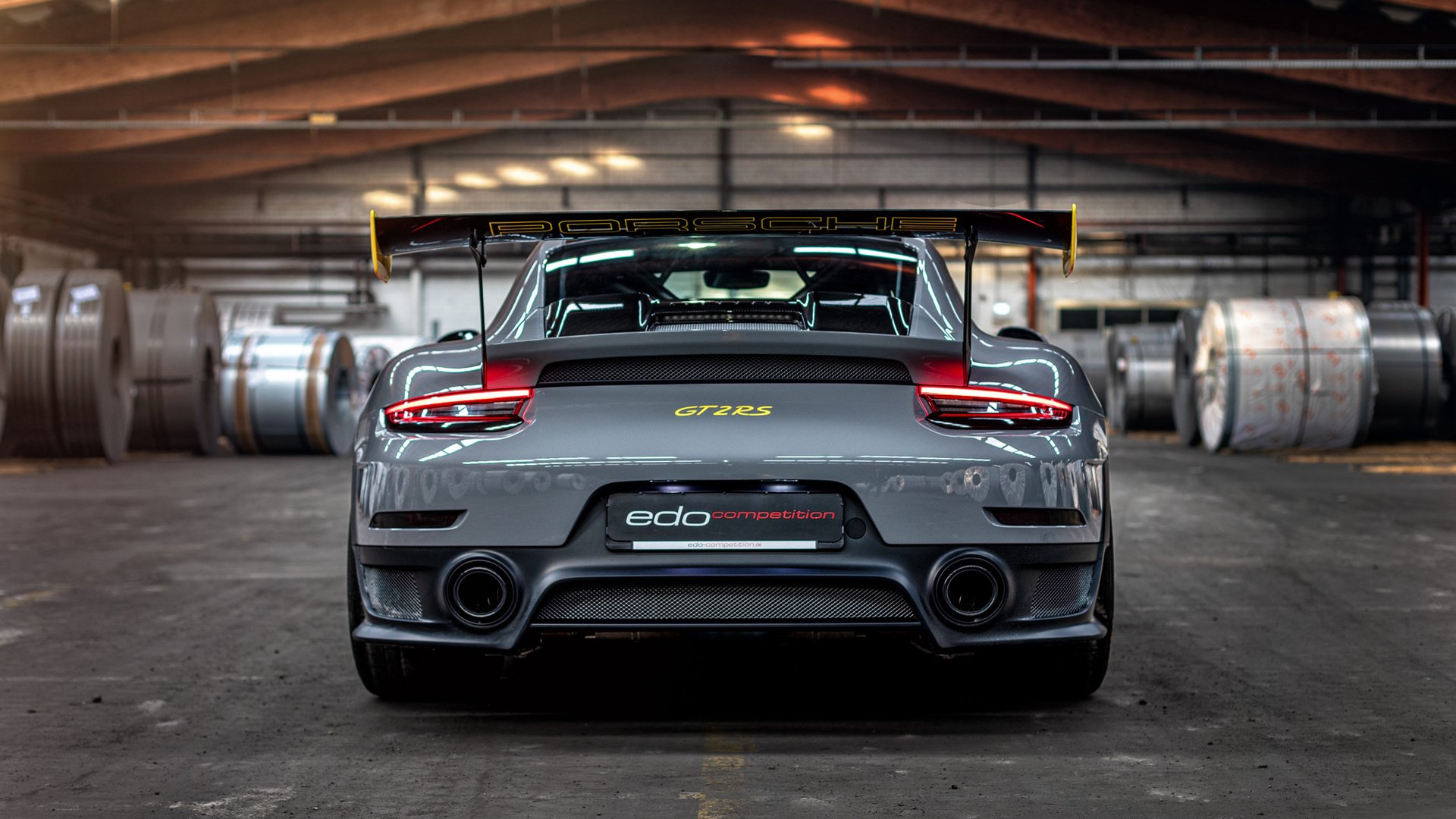 b体育在线平台-教练员情绪表达是否影响球队整体战术执行力，论述影响教练员行为的情景因素