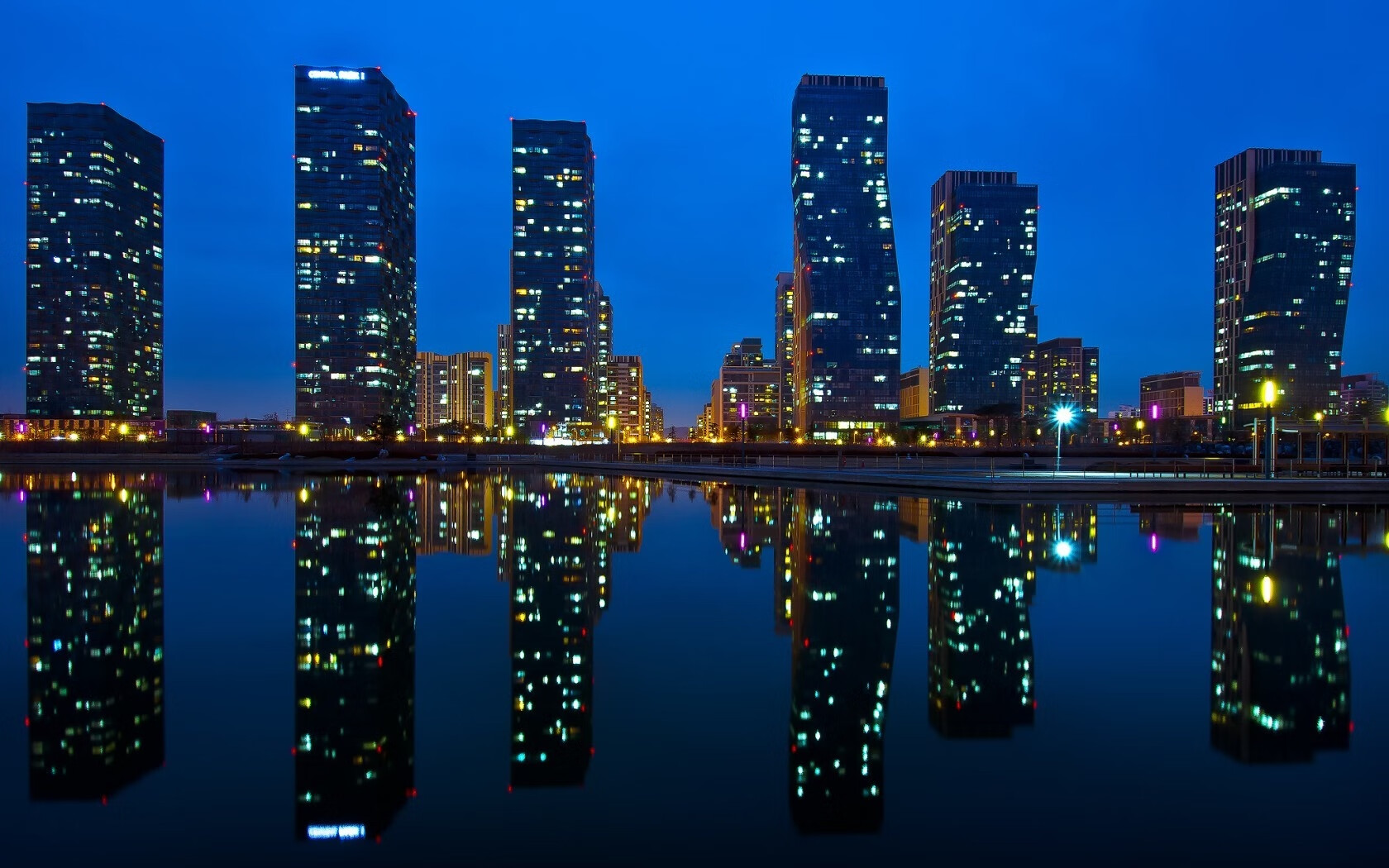 德甲激烈争夺:谁能笑到最后?,德甲解析