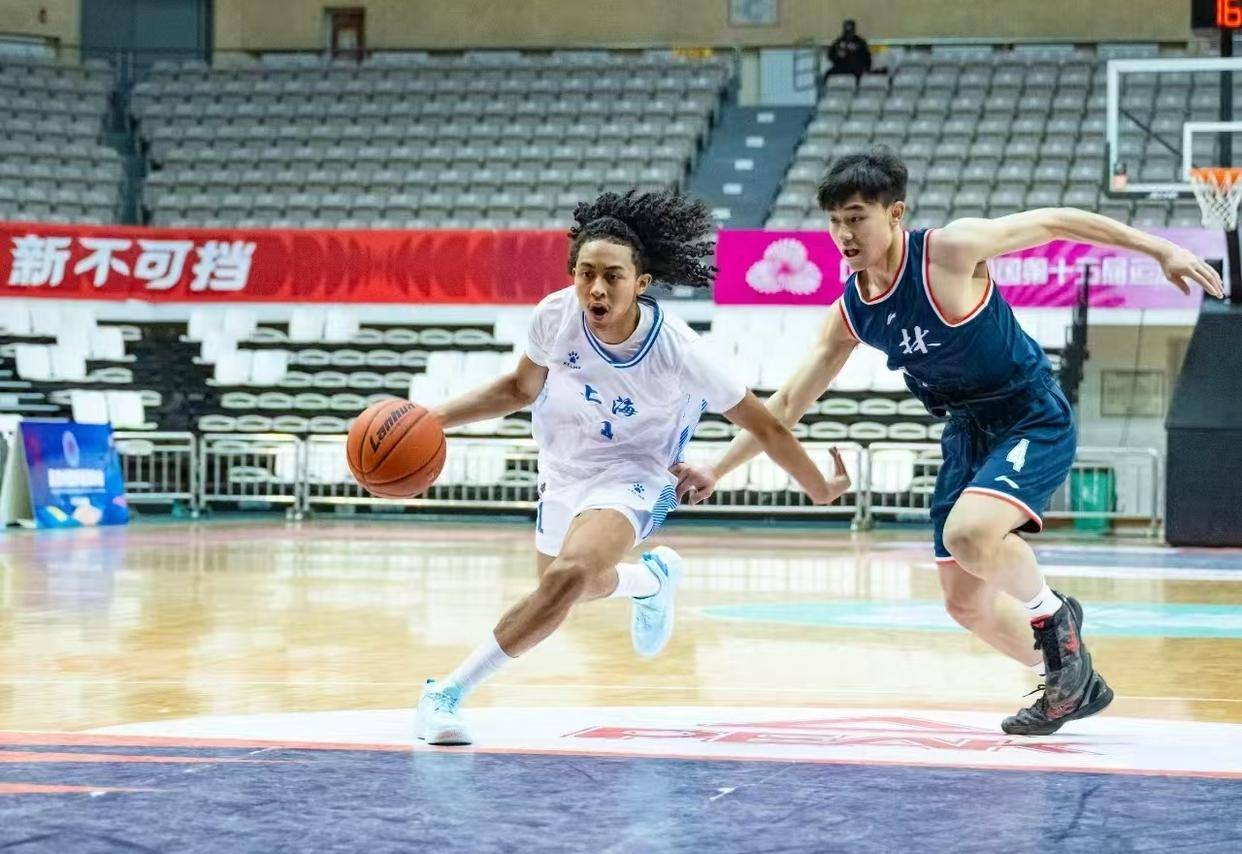 B体育官网:中国篮球青训营成果初显,年轻球员潜力无限的简单介绍 B体育官网:中国篮球青训营成果初显,年轻球员潜力无限的简单介绍
