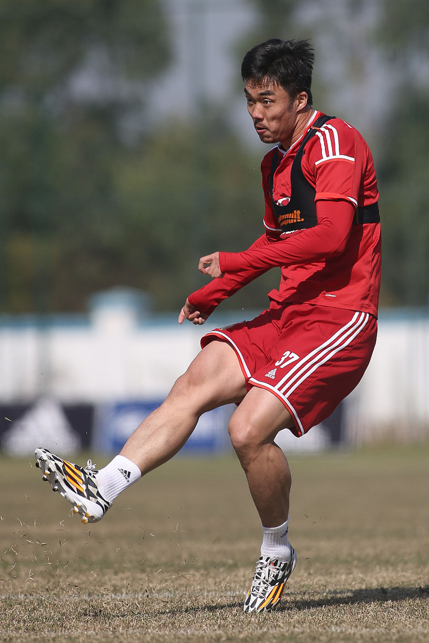 包含B体育APP:老将郜林“转型解说”，球迷：期待他能为球迷带来专业的解说！的词条