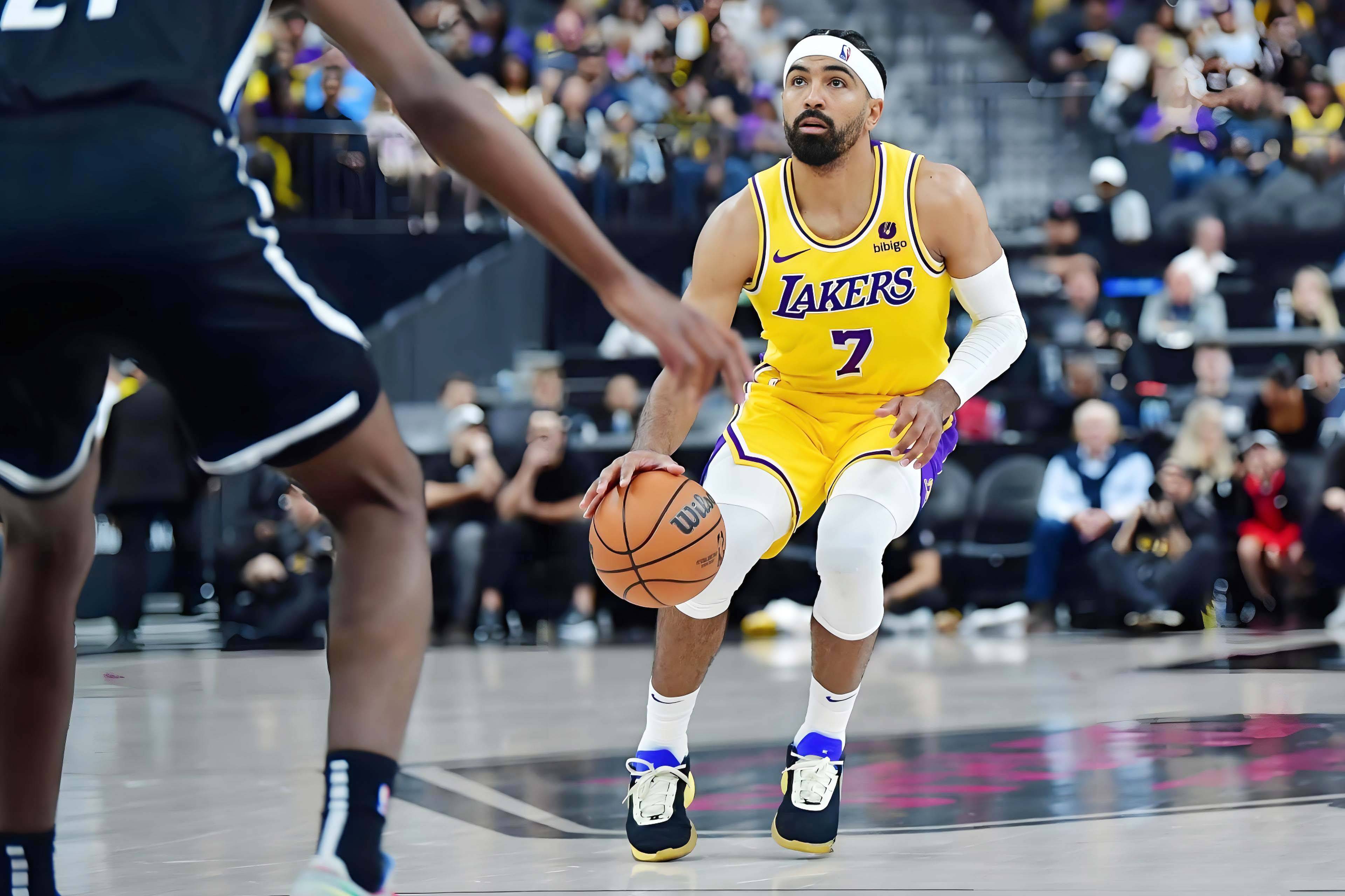 bsports体育：湖人队新赛季：文森特表示将提升防守效率的简单介绍