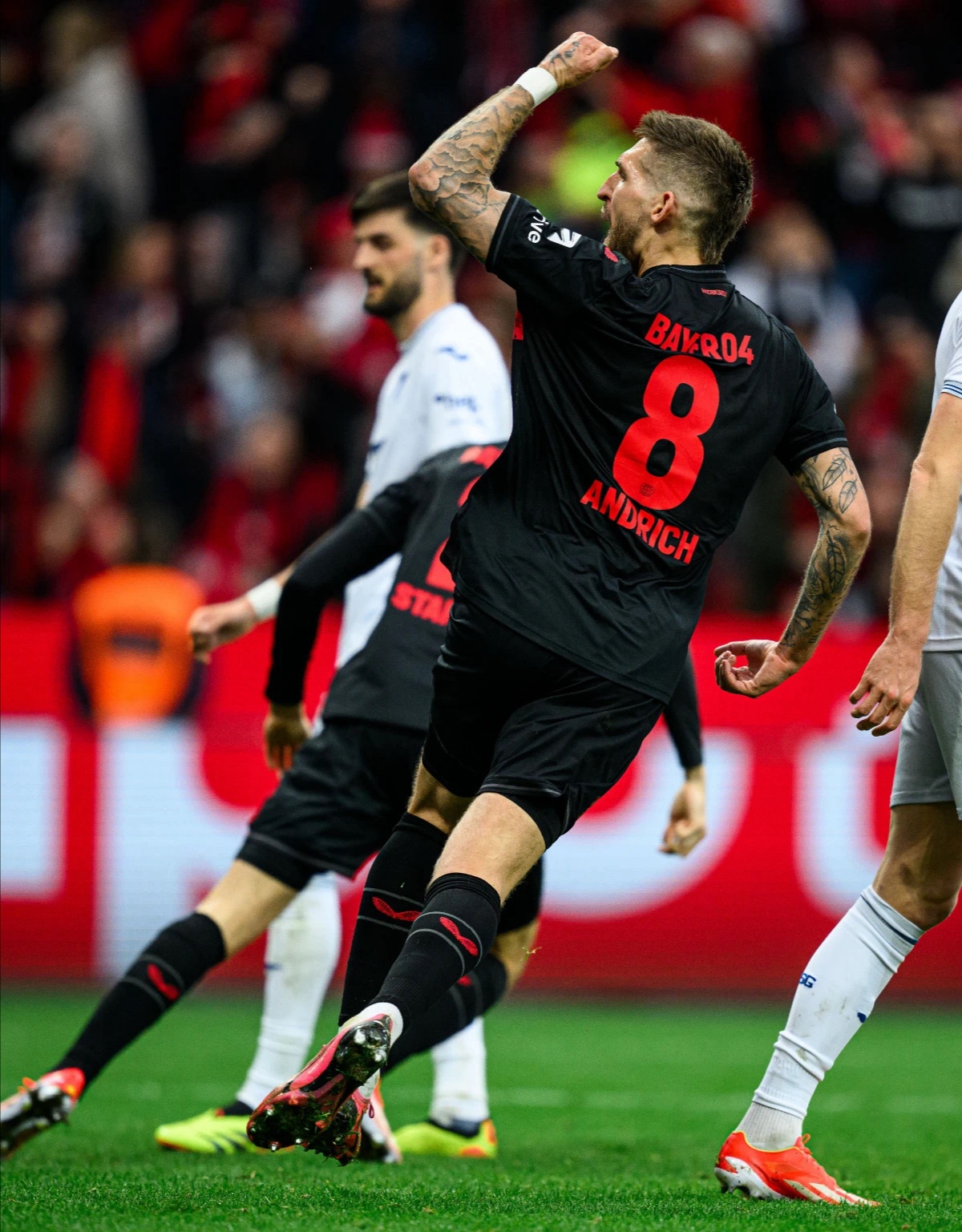 b体育下载:德甲的比赛节奏：现代比赛的新节奏的简单介绍