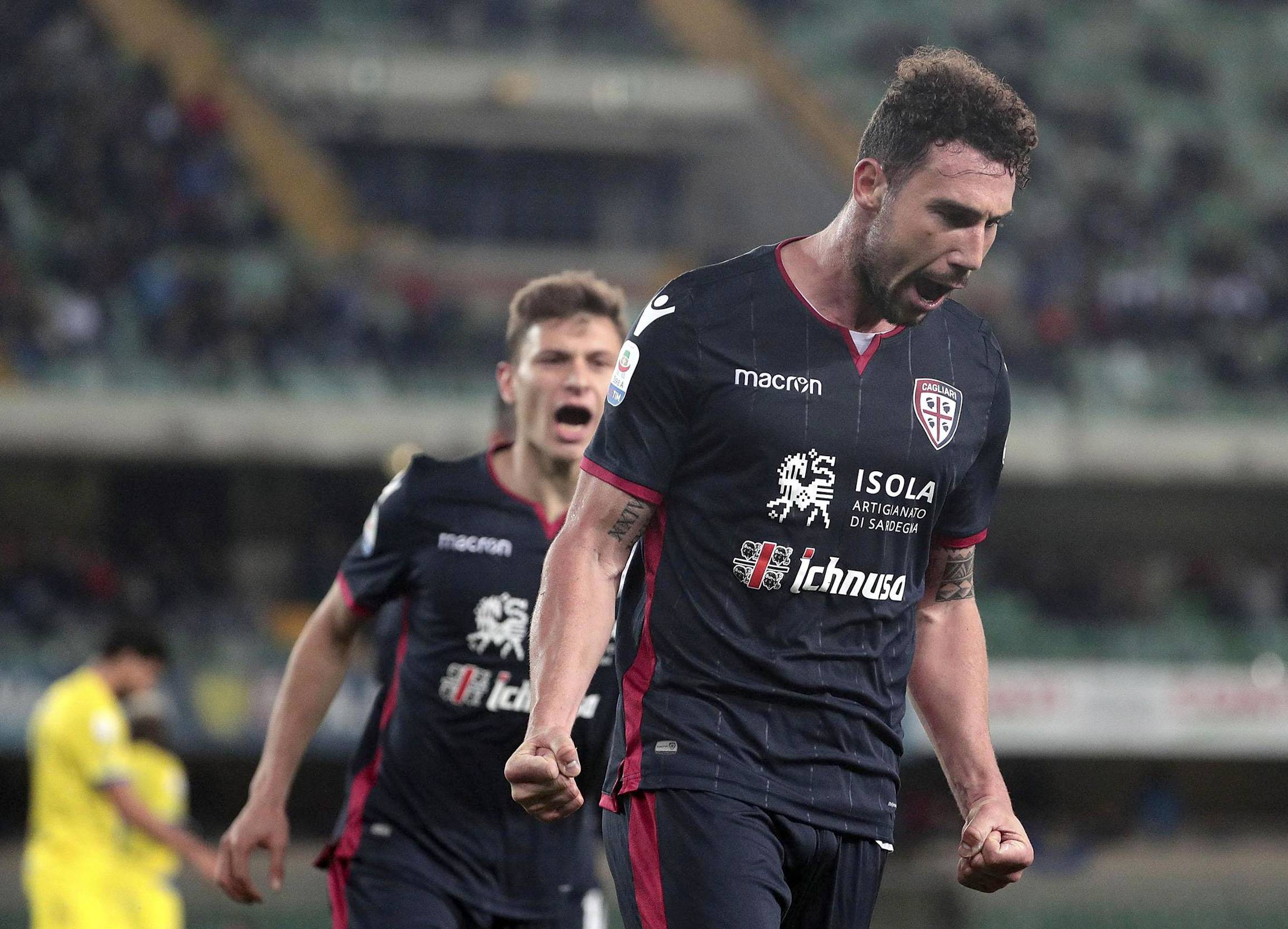 b体育下载:西甲马略卡的防守体系与改进空间 b体育下载:西甲马略卡的防守体系与改进空间